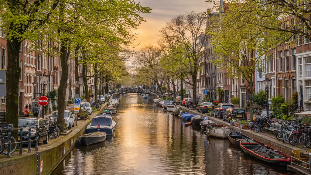 Amsterdam - The Best Places to Visit in The Netherlands