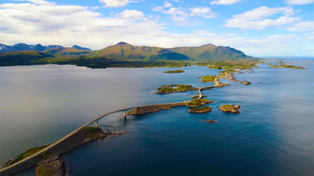 Atlantic Ocean Road - The Best Places to Visit in Norway