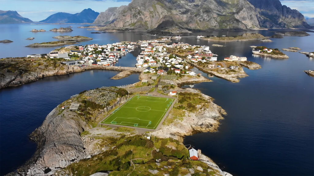 Henningsvær - The Best Places to Visit in Norway