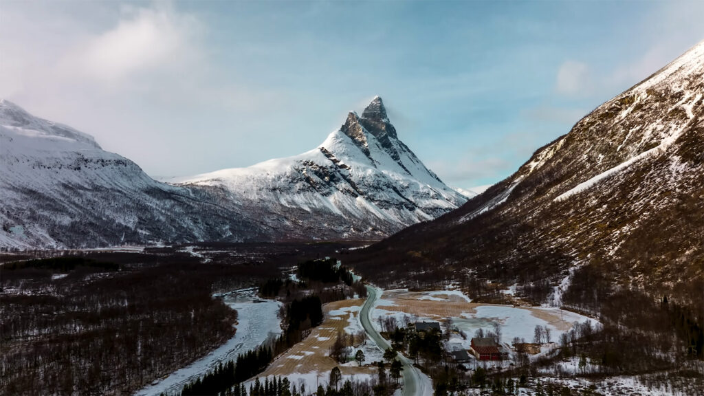 Lyngen Alps - The Best Places to Visit in Norway