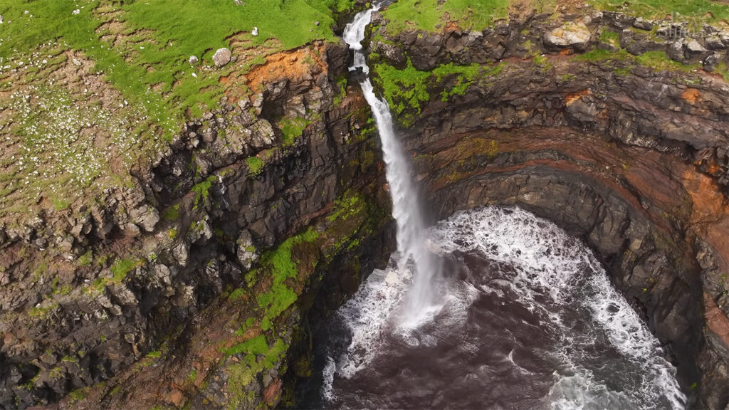 Múlafossur Waterfall - The Best Things to Do in the Faroe Islands