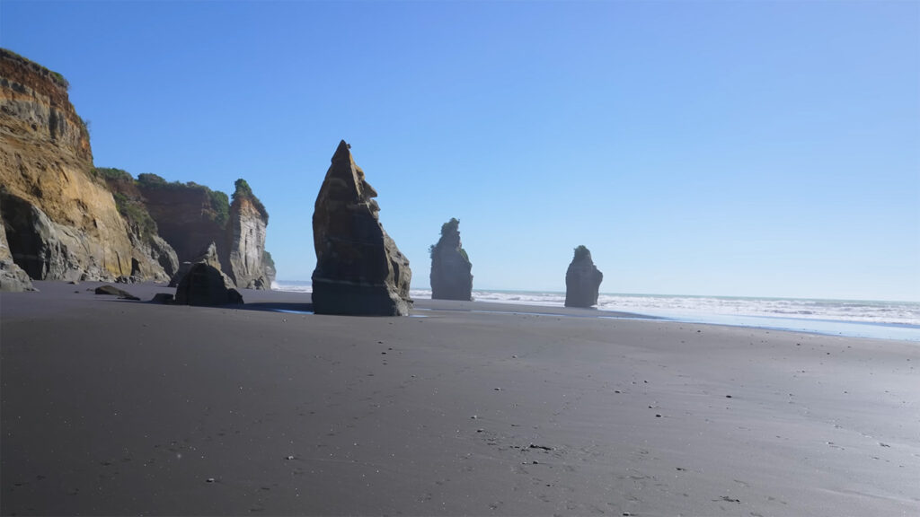 Three Sisters - The Best Places to Visit in New Zealand