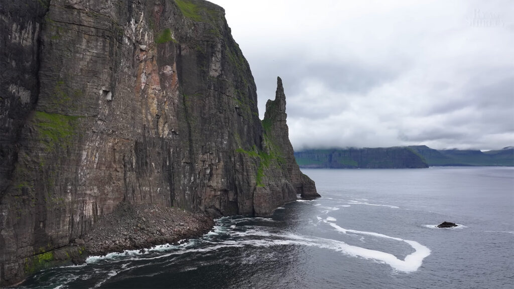 Trøllkonufingur - The Best Things to Do in the Faroe Islands